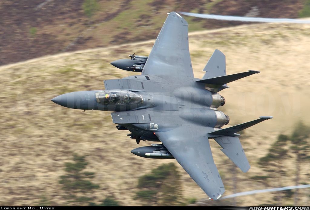 USA - Air Force McDonnell Douglas F-15E Strike Eagle 98-0135 at Off-Airport - Machynlleth Loop Area, UK