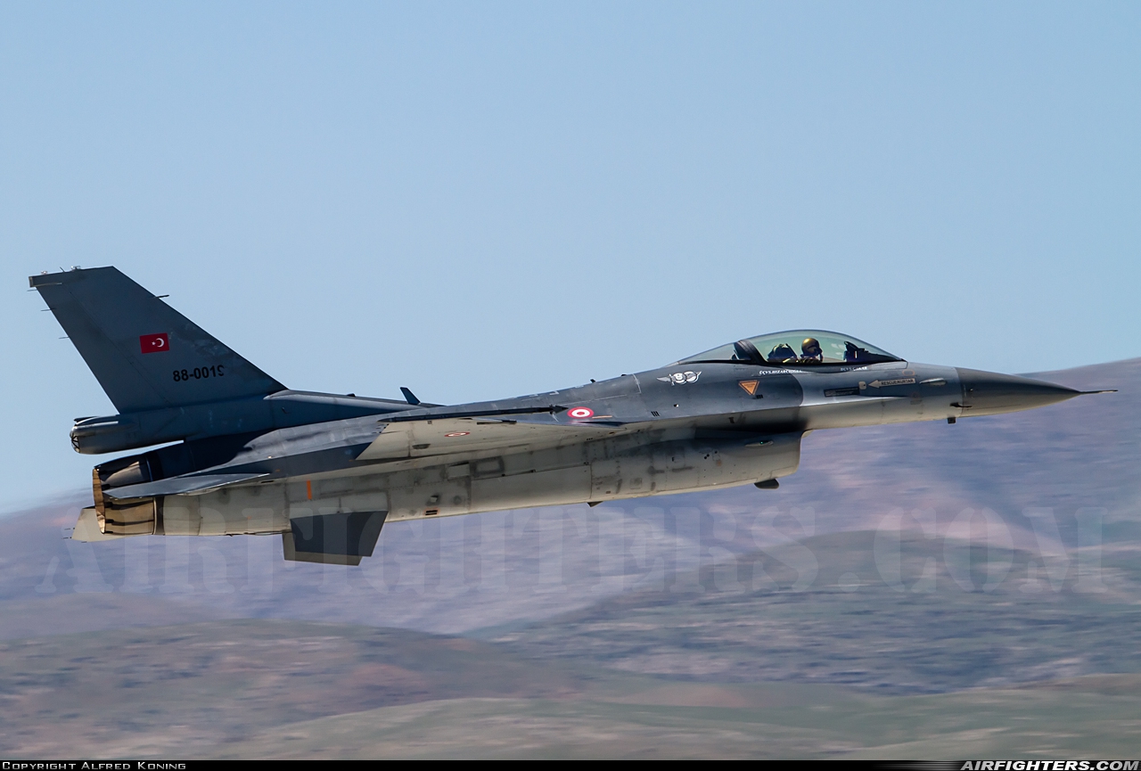 Türkiye - Air Force General Dynamics F-16C Fighting Falcon 88-0019 at Konya (KYA / LTAN), Türkiye