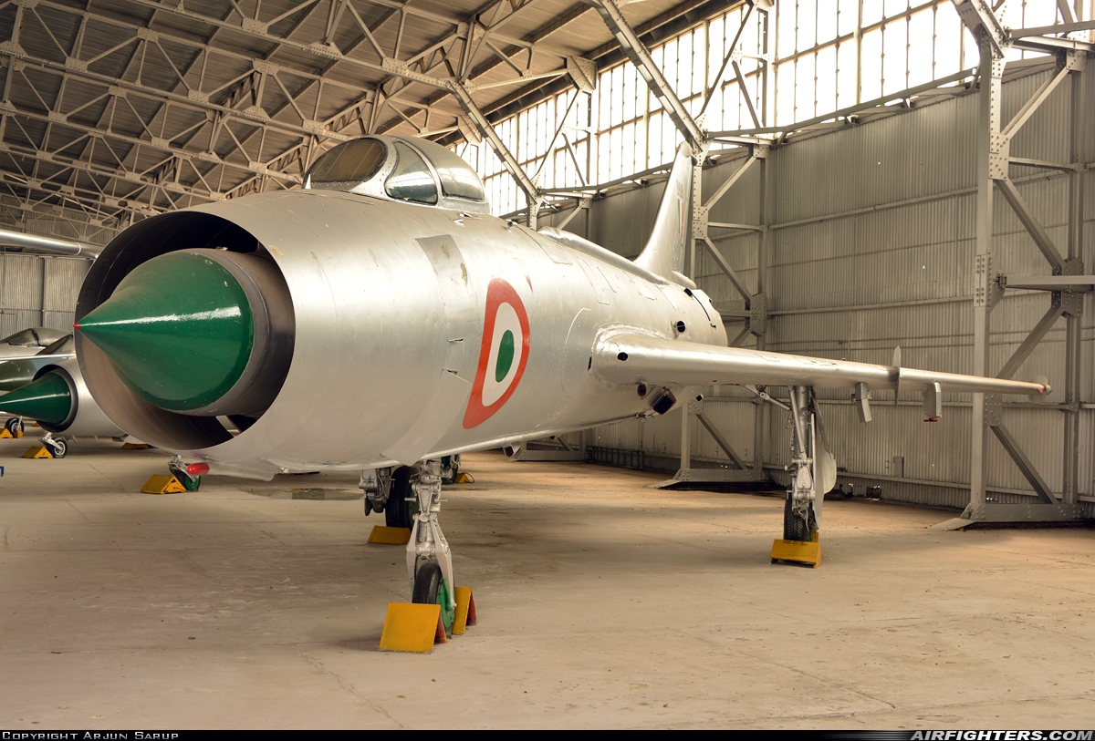 India - Air Force Sukhoi Su-7BMK B888 at Delhi - Indira Gandhi (DEL / VIDP), India