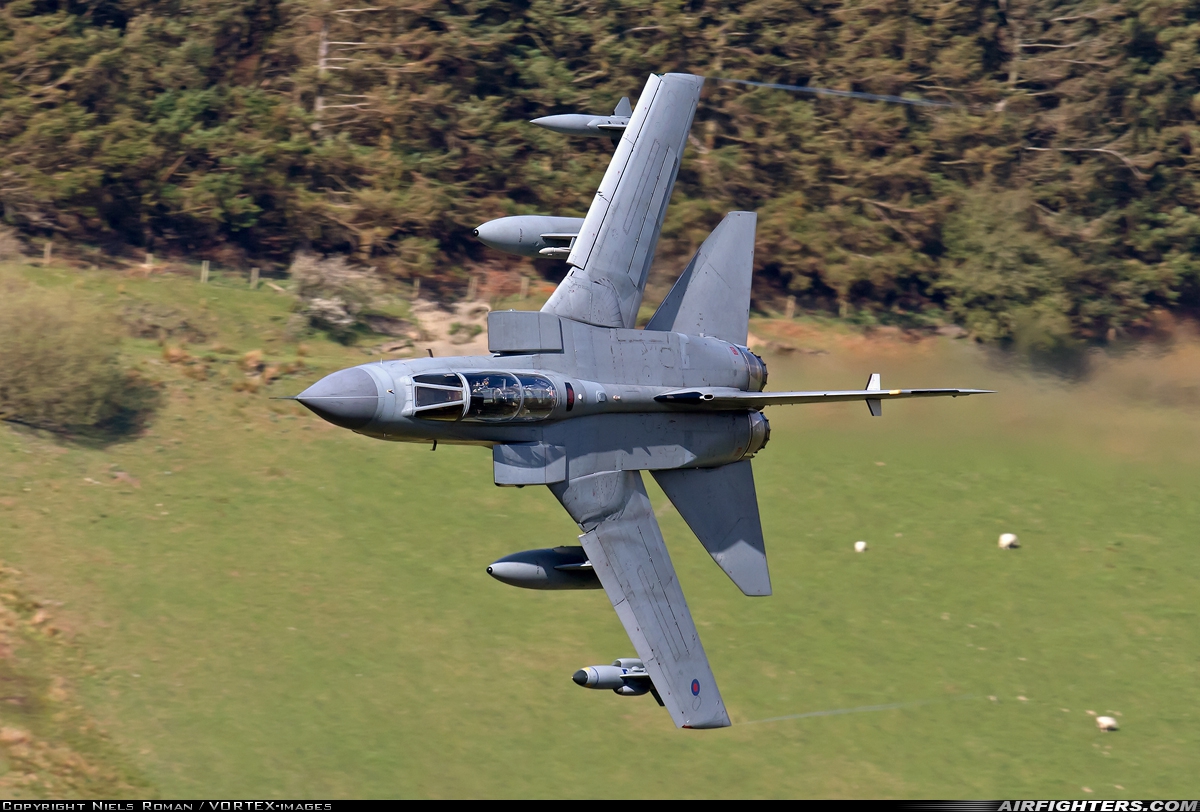 UK - Air Force Panavia Tornado GR4(T) ZD842 at Off-Airport - Machynlleth Loop Area, UK