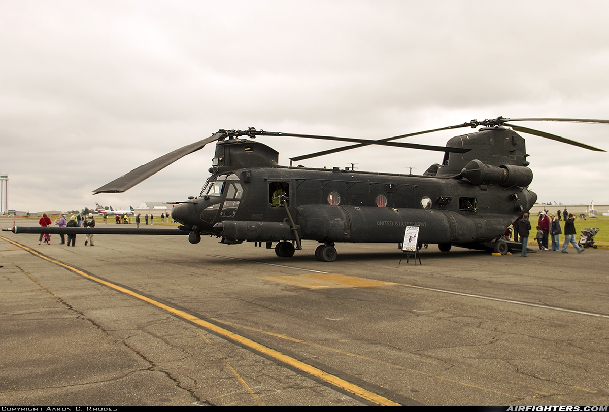 USA - Army Boeing Vertol MH-47G Chinook 04-03738 at Everett - Snohomish County / Paine Field (PAE / KPAE), USA