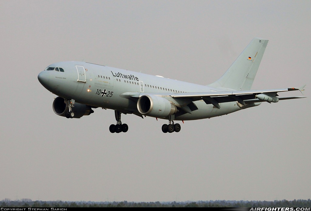 Germany - Air Force Airbus A310-304MRTT 10+25 at Holzdorf (ETSH), Germany