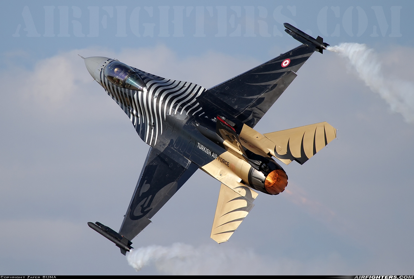 Türkiye - Air Force General Dynamics F-16C Fighting Falcon 91-0011 at Izmir - Cigli (IGL / LTBL), Türkiye