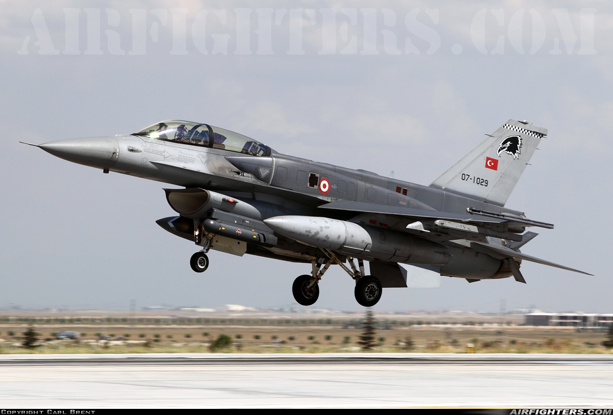 Türkiye - Air Force General Dynamics F-16D Fighting Falcon 07-1029 at Konya (KYA / LTAN), Türkiye