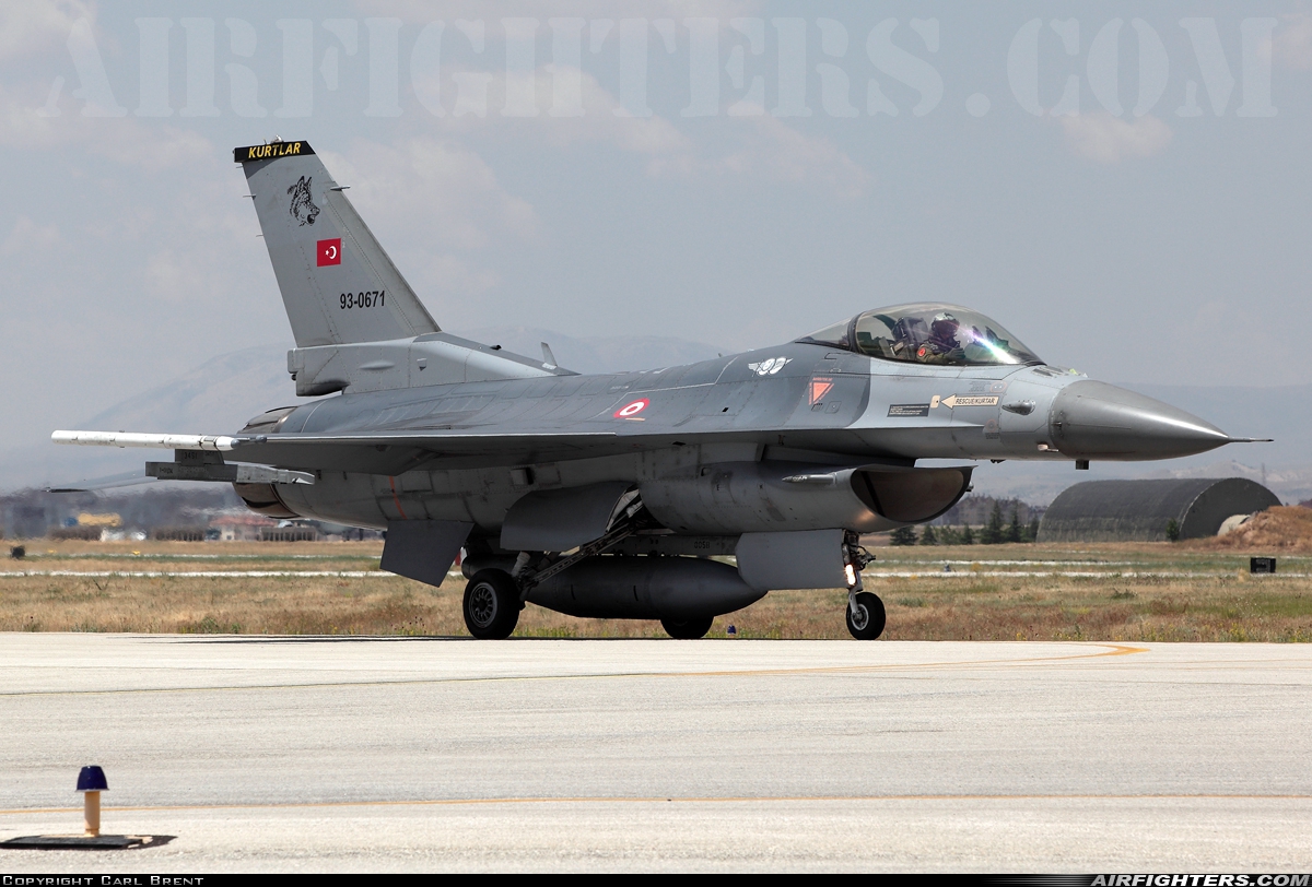 Türkiye - Air Force General Dynamics F-16C Fighting Falcon 93-0671 at Konya (KYA / LTAN), Türkiye