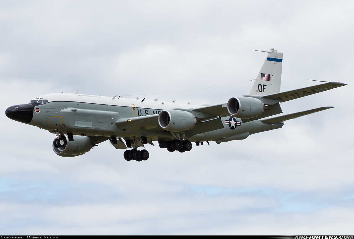 USA - Air Force Boeing RC-135V Rivet Joint (739-445B) 64-14842 at Mildenhall (MHZ / GXH / EGUN), UK