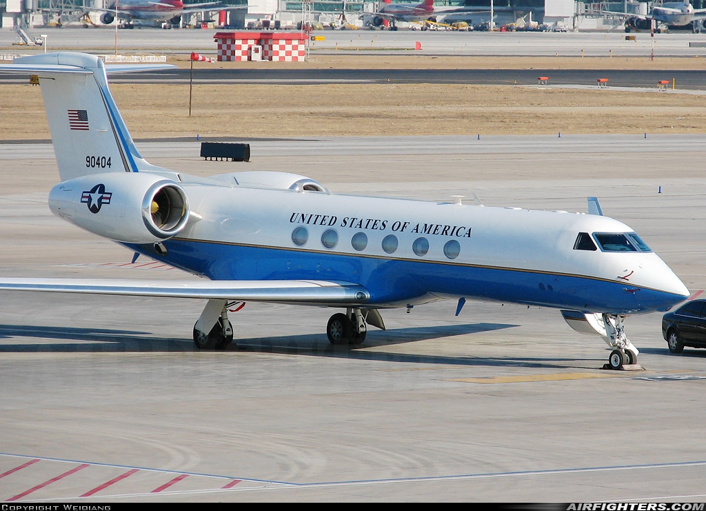 USA - Air Force Gulfstream Aerospace C-37A (G550) 99-0404 at Beijing - Capital (PEK / ZBAA), China