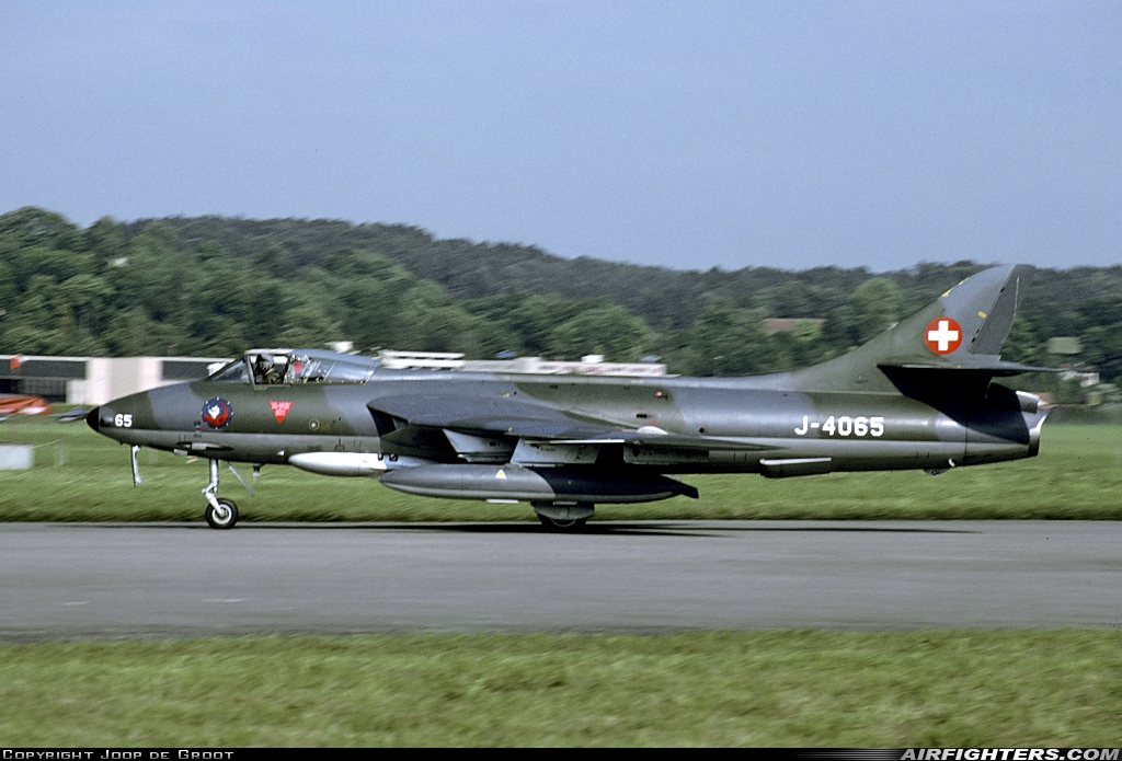 Switzerland - Air Force Hawker Hunter F58 J-4065 at Dubendorf (LSMD), Switzerland