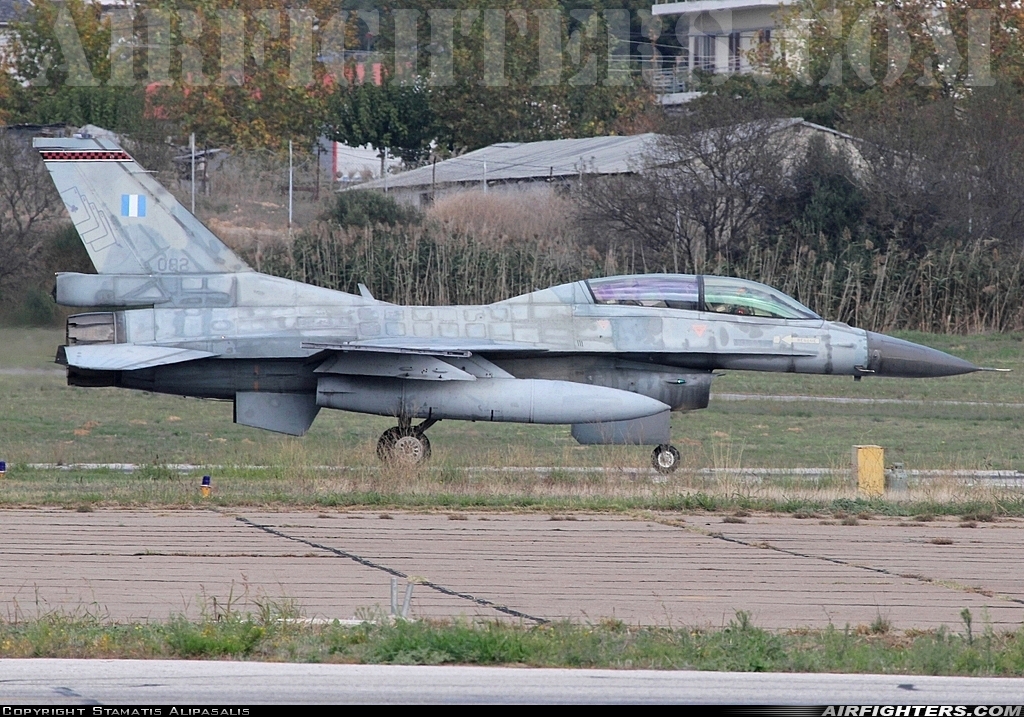 Greece - Air Force General Dynamics F-16D Fighting Falcon 082 at Tanagra (LGTG), Greece
