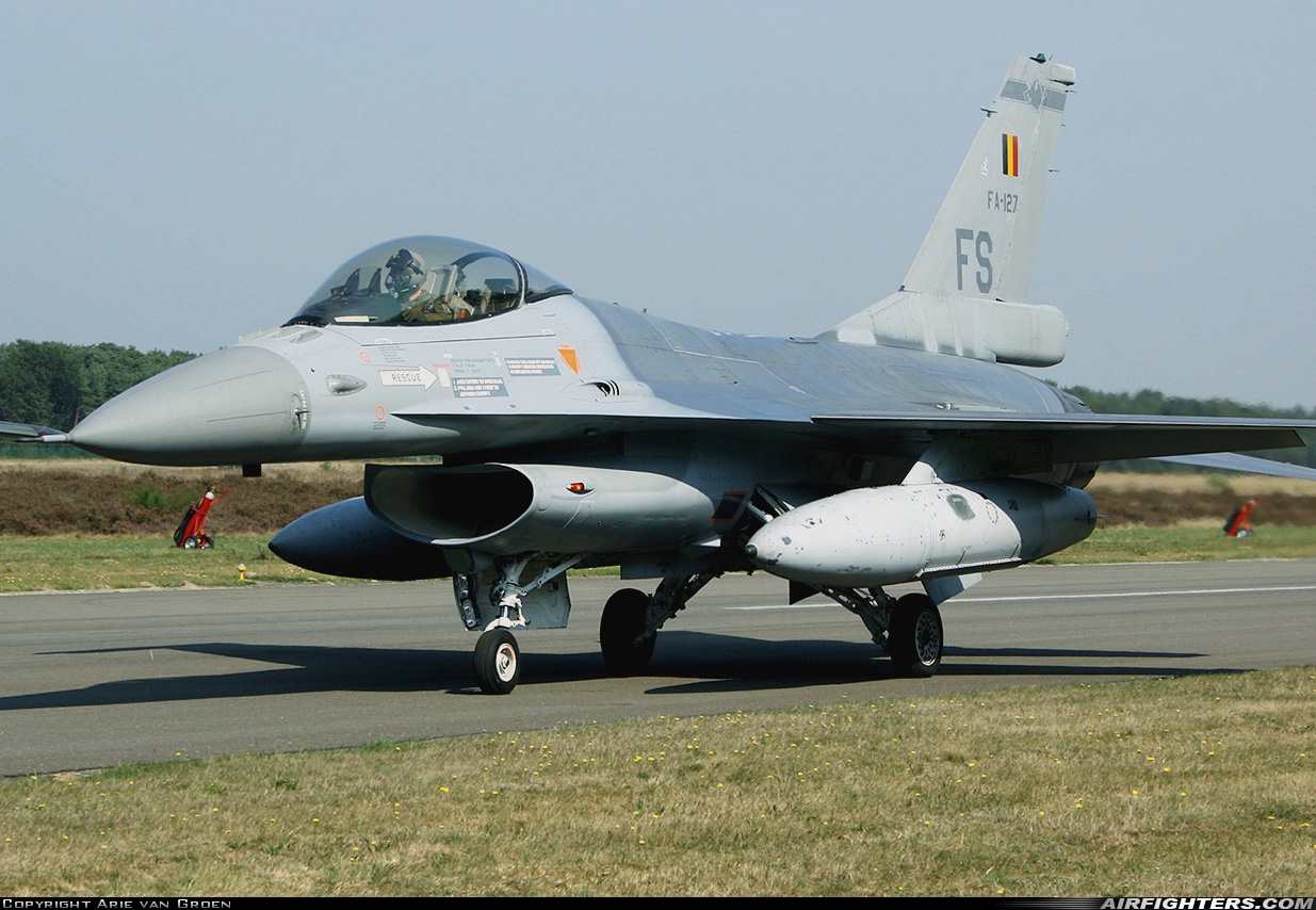 Belgium - Air Force General Dynamics F-16AM Fighting Falcon FA-127 at Kleine Brogel (EBBL), Belgium