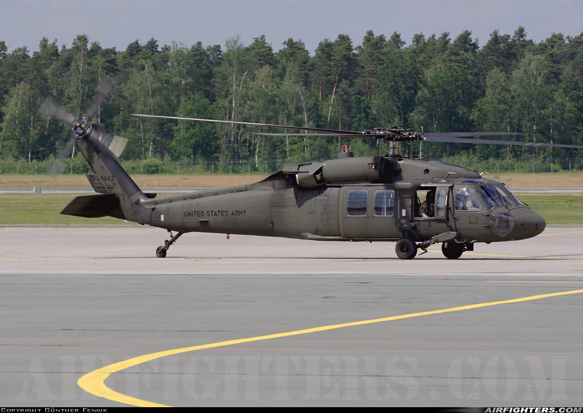 USA - Army Sikorsky UH-60A(C) Black Hawk (S-70A) 87-24643 at Nuremberg (NUE / EDDN), Germany