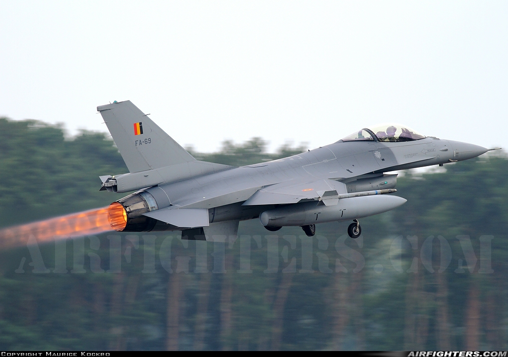 Belgium - Air Force General Dynamics F-16AM Fighting Falcon FA-69 at Kleine Brogel (EBBL), Belgium