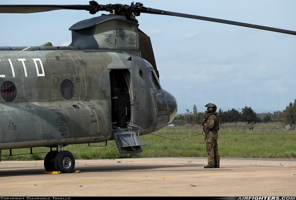 Italy - Army Boeing Vertol CH-47C Chinook MM80832 at Decimomannu - (DCI / LIED), Italy