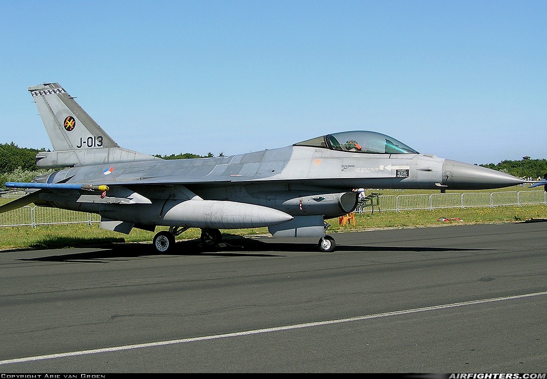 Netherlands - Air Force General Dynamics F-16AM Fighting Falcon J-013 at Breda - Gilze-Rijen (GLZ / EHGR), Netherlands