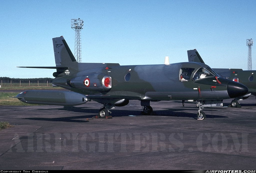 Italy - Air Force Piaggio PD808GE2 MM61952 at Kinloss (FSS / EGQK), UK
