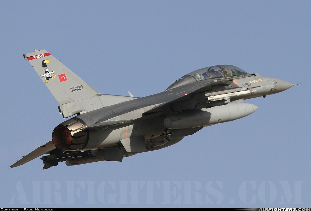Türkiye - Air Force General Dynamics F-16D Fighting Falcon 93-0692 at Konya (KYA / LTAN), Türkiye