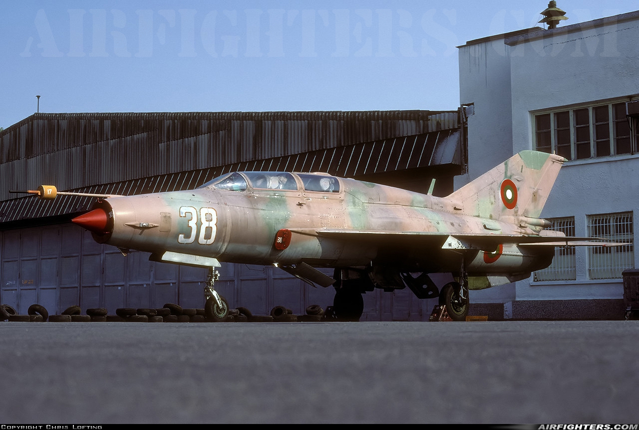 Bulgaria - Air Force Mikoyan-Gurevich MiG-21UM 38 at Graf Ignatievo (LBPG), Bulgaria
