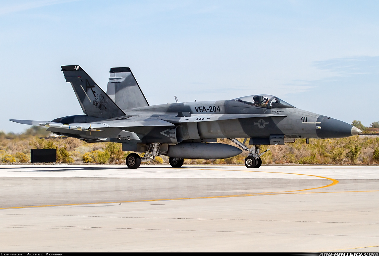 USA - Navy McDonnell Douglas F/A-18A Hornet 162862 at Fallon - Fallon NAS (NFL / KNFL), USA