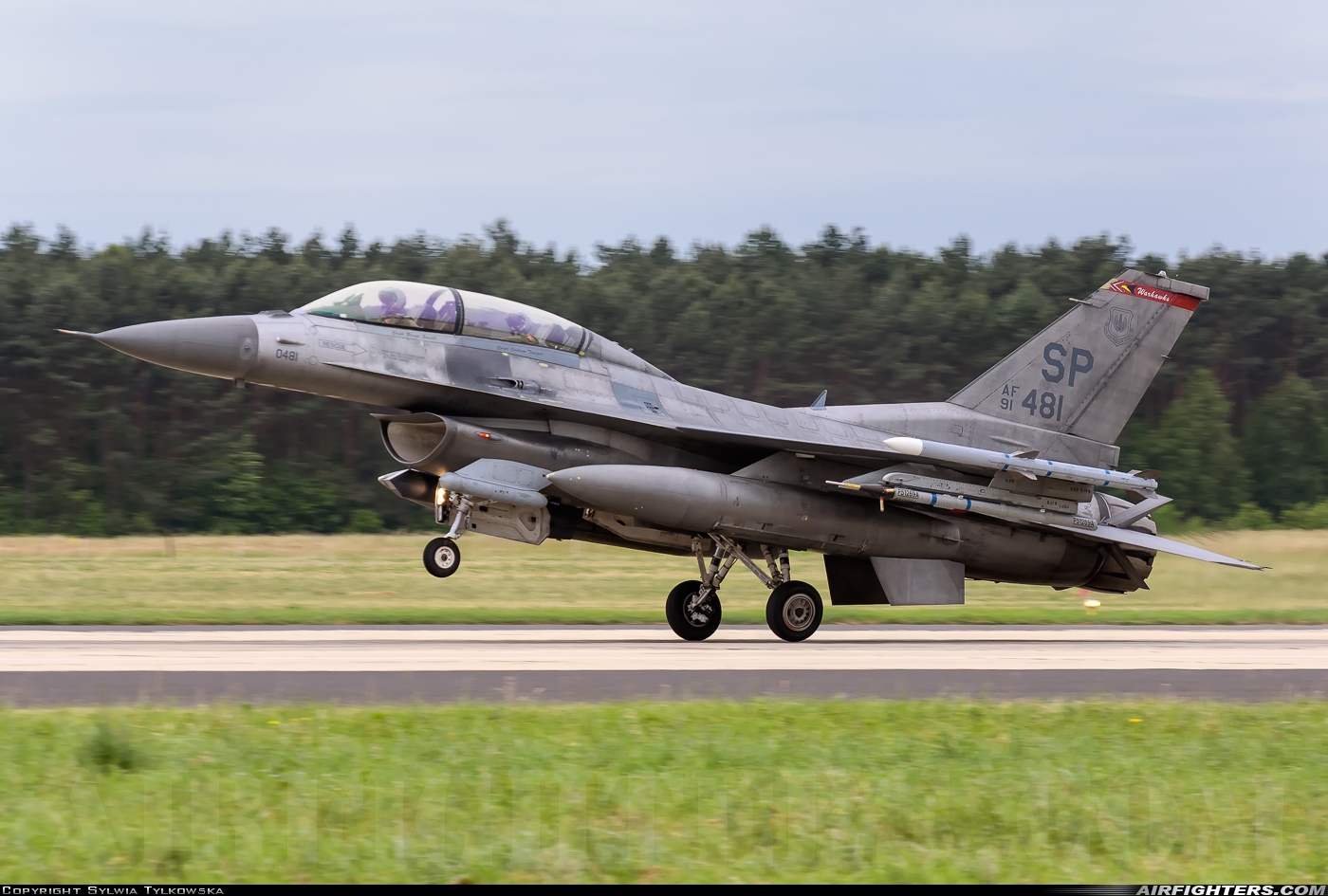 USA - Air Force General Dynamics F-16D Fighting Falcon 91-0481 at Lask (EPLK), Poland