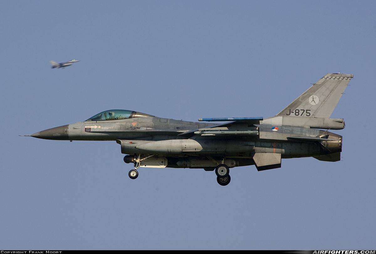 Netherlands - Air Force General Dynamics F-16AM Fighting Falcon J-875 at Leeuwarden (LWR / EHLW), Netherlands