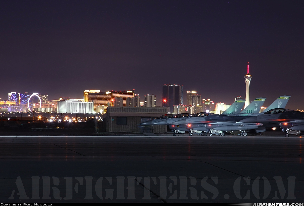 USA - Air Force General Dynamics F-16C Fighting Falcon 86-0353 at Las Vegas - Nellis AFB (LSV / KLSV), USA