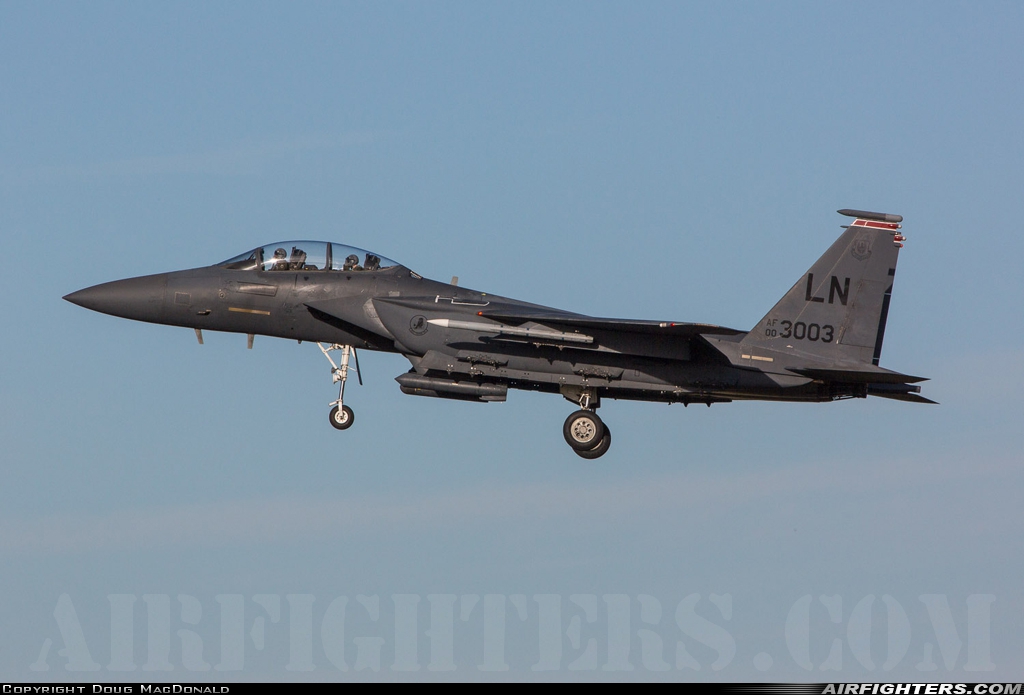 USA - Air Force McDonnell Douglas F-15E Strike Eagle 00-3003 at Lakenheath (LKZ / EGUL), UK