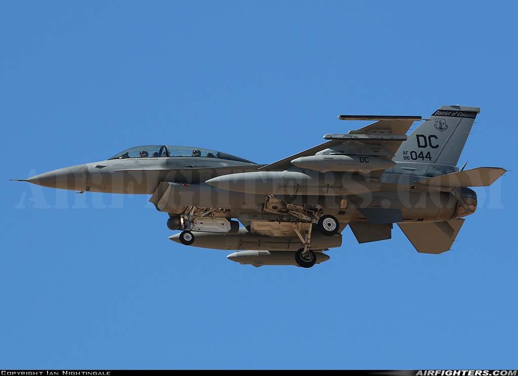 USA - Air Force General Dynamics F-16D Fighting Falcon 86-0044 at Glendale (Phoenix) - Luke AFB (LUF / KLUF), USA