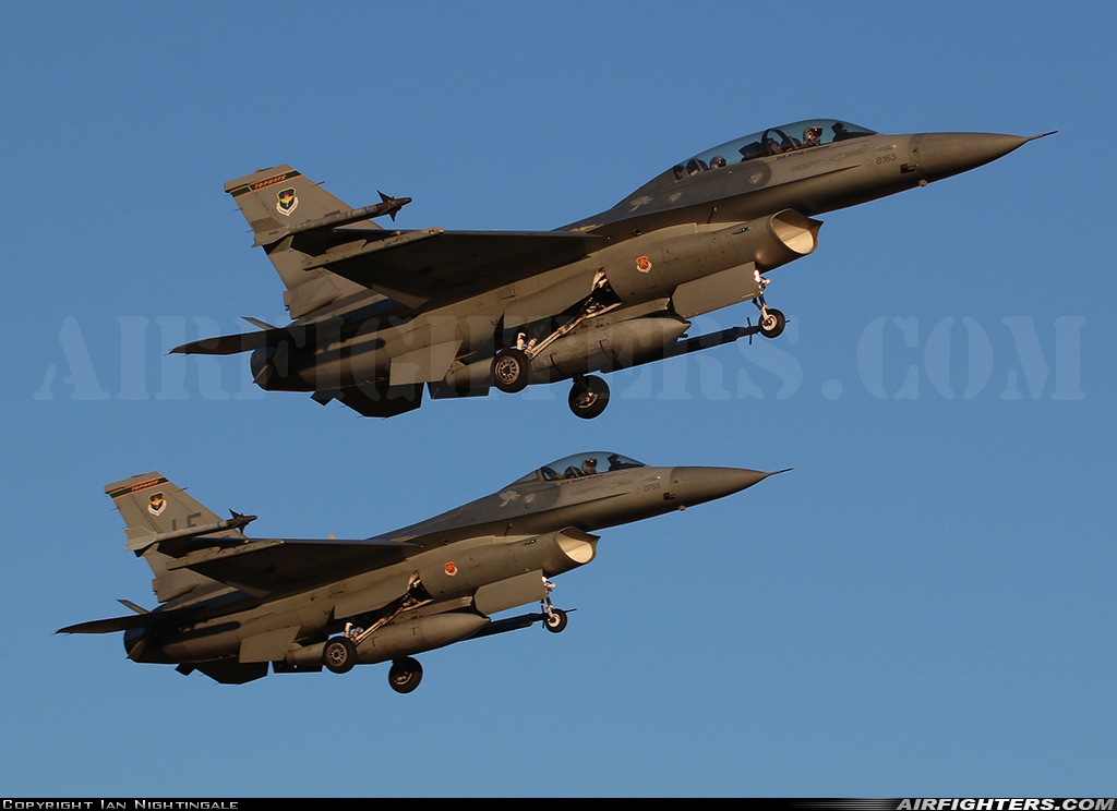 USA - Air Force General Dynamics F-16D Fighting Falcon 88-0163 at Glendale (Phoenix) - Luke AFB (LUF / KLUF), USA