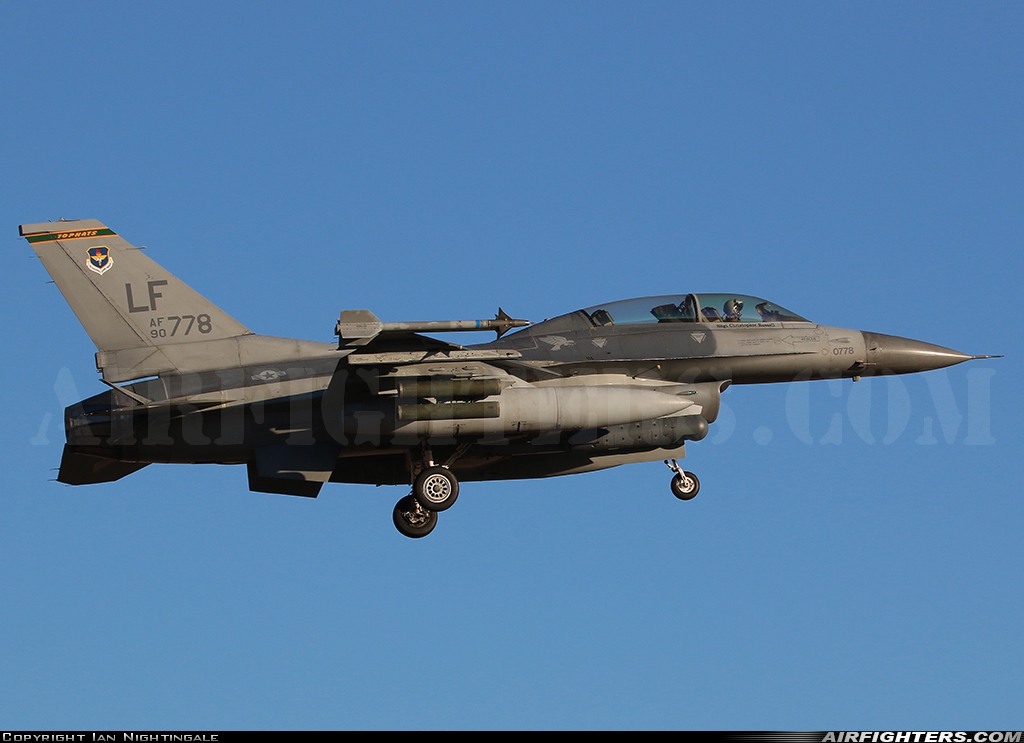 USA - Air Force General Dynamics F-16D Fighting Falcon 90-0778 at Glendale (Phoenix) - Luke AFB (LUF / KLUF), USA