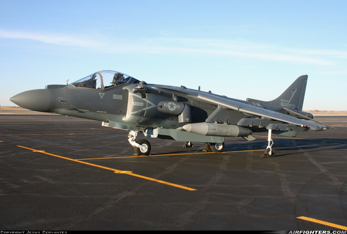 USA - Marines McDonnell Douglas AV-8B+ Harrier ll 165421 at El Paso - Int. (ELP / KELP), USA