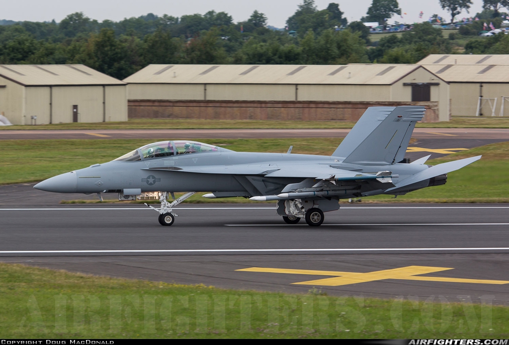 USA - Navy Boeing F/A-18F Super Hornet 168890 at Fairford (FFD / EGVA), UK