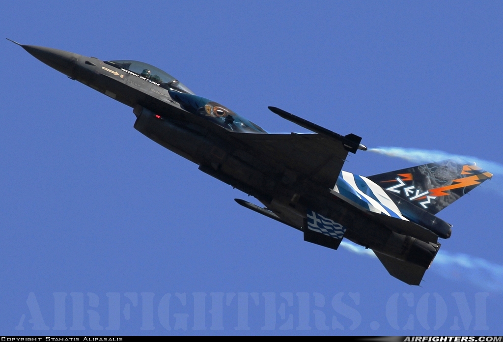 Greece - Air Force General Dynamics F-16C Fighting Falcon 523 at Tanagra (LGTG), Greece