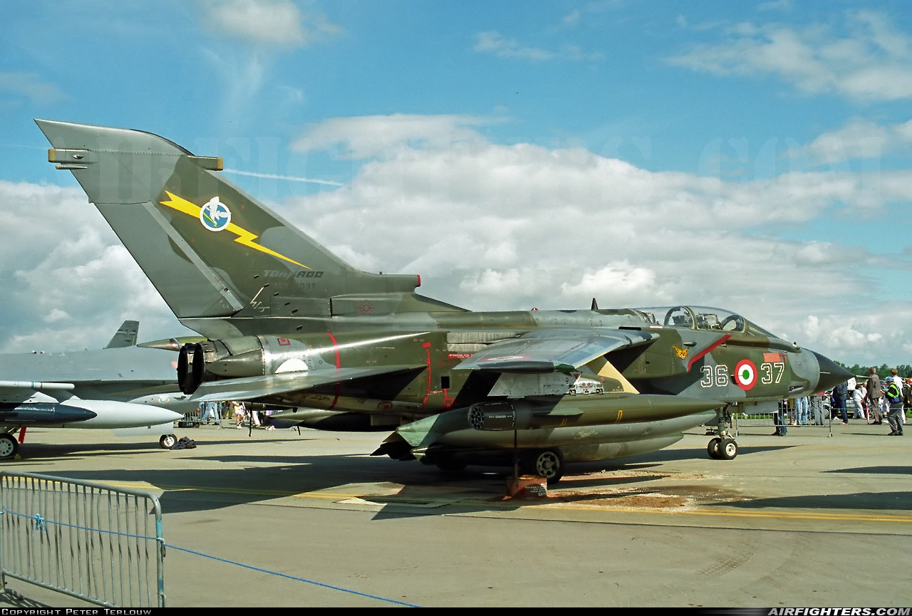 Italy - Air Force Panavia Tornado IDS MM7037 at Fairford (FFD / EGVA), UK