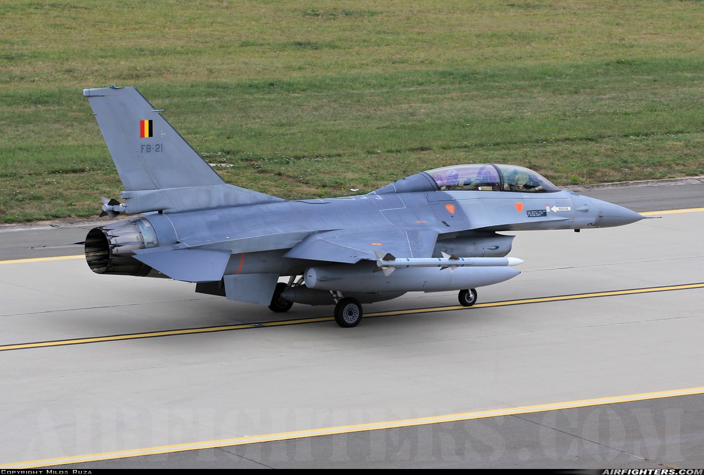 Belgium - Air Force General Dynamics F-16BM Fighting Falcon FB-21 at Ostrava - Mosnov (OSR / LKMT), Czech Republic