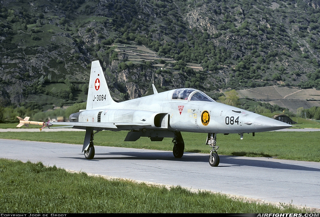 Switzerland - Air Force Northrop F-5E Tiger II J-3084 at Turtman (LSMJ), Switzerland