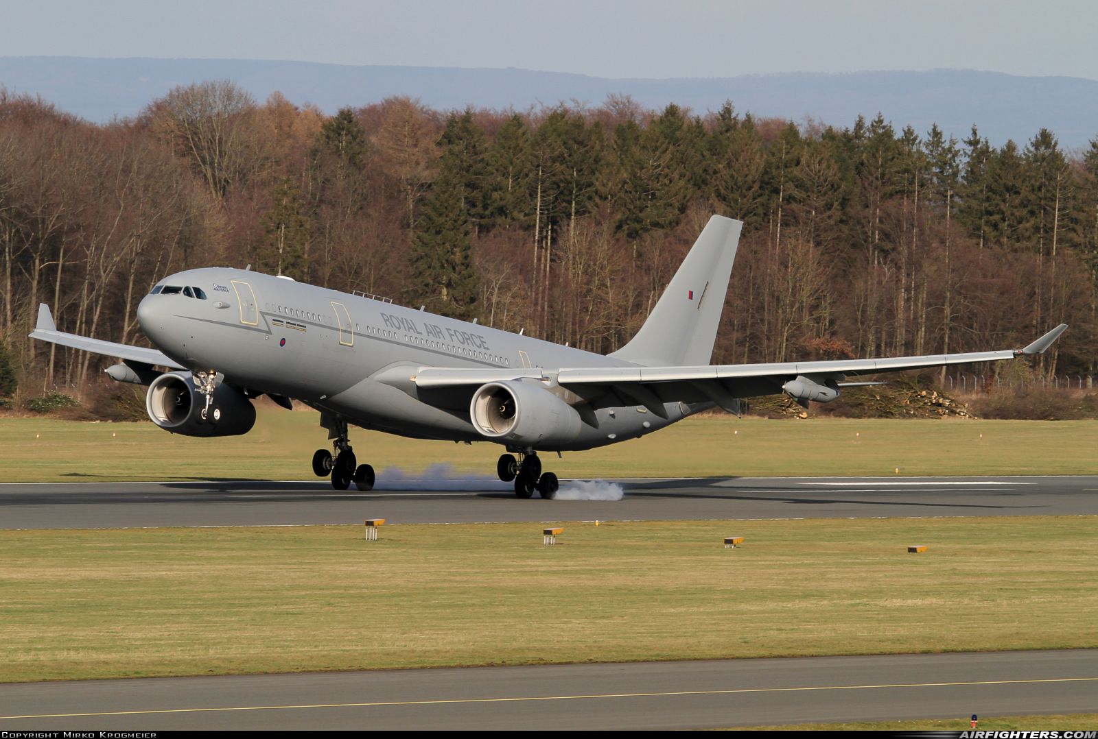 UK - Air Force Airbus Voyager KC3 (A330-243MRTT) ZZ338 at Paderborn / Lippstadt (PAD / EDLP), Germany