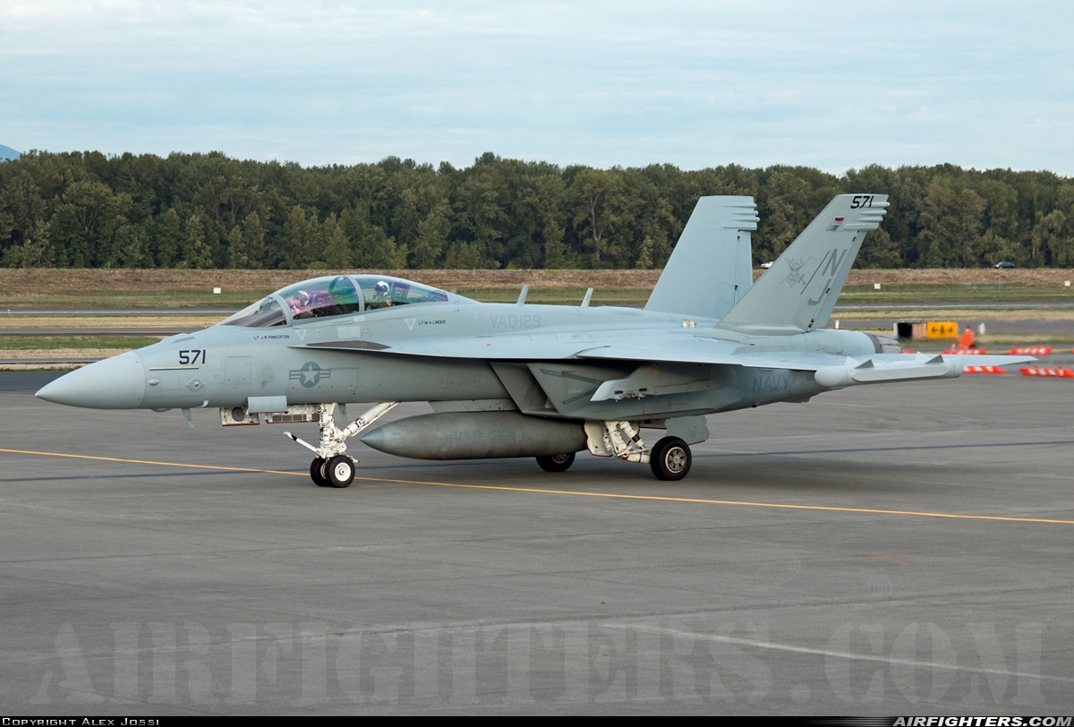 USA - Navy Boeing EA-18G Growler 168371 at Portland - Int. (PDX / KPDX), USA
