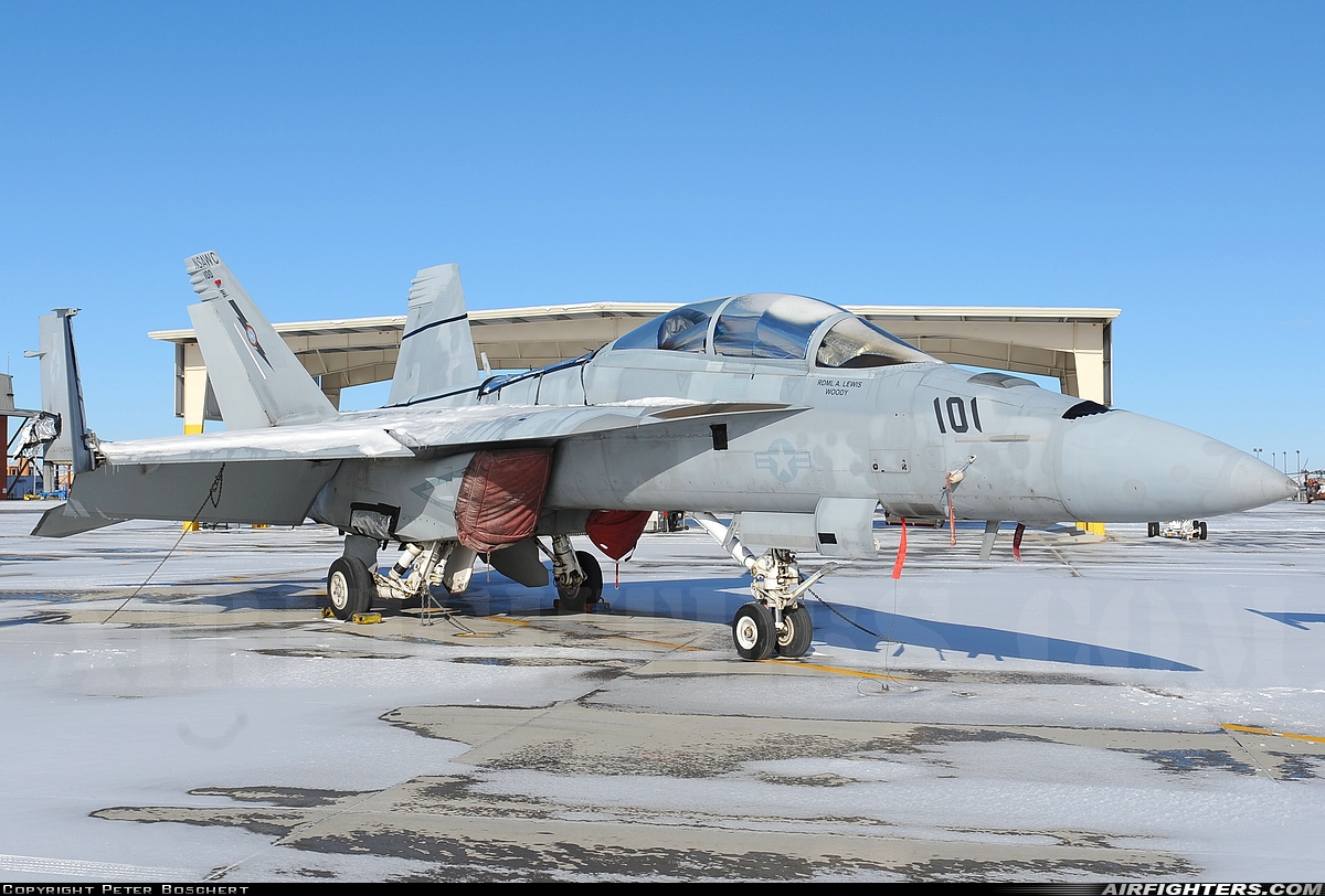 USA - Navy Boeing F/A-18F Super Hornet 165795 at Fallon - Fallon NAS (NFL / KNFL), USA
