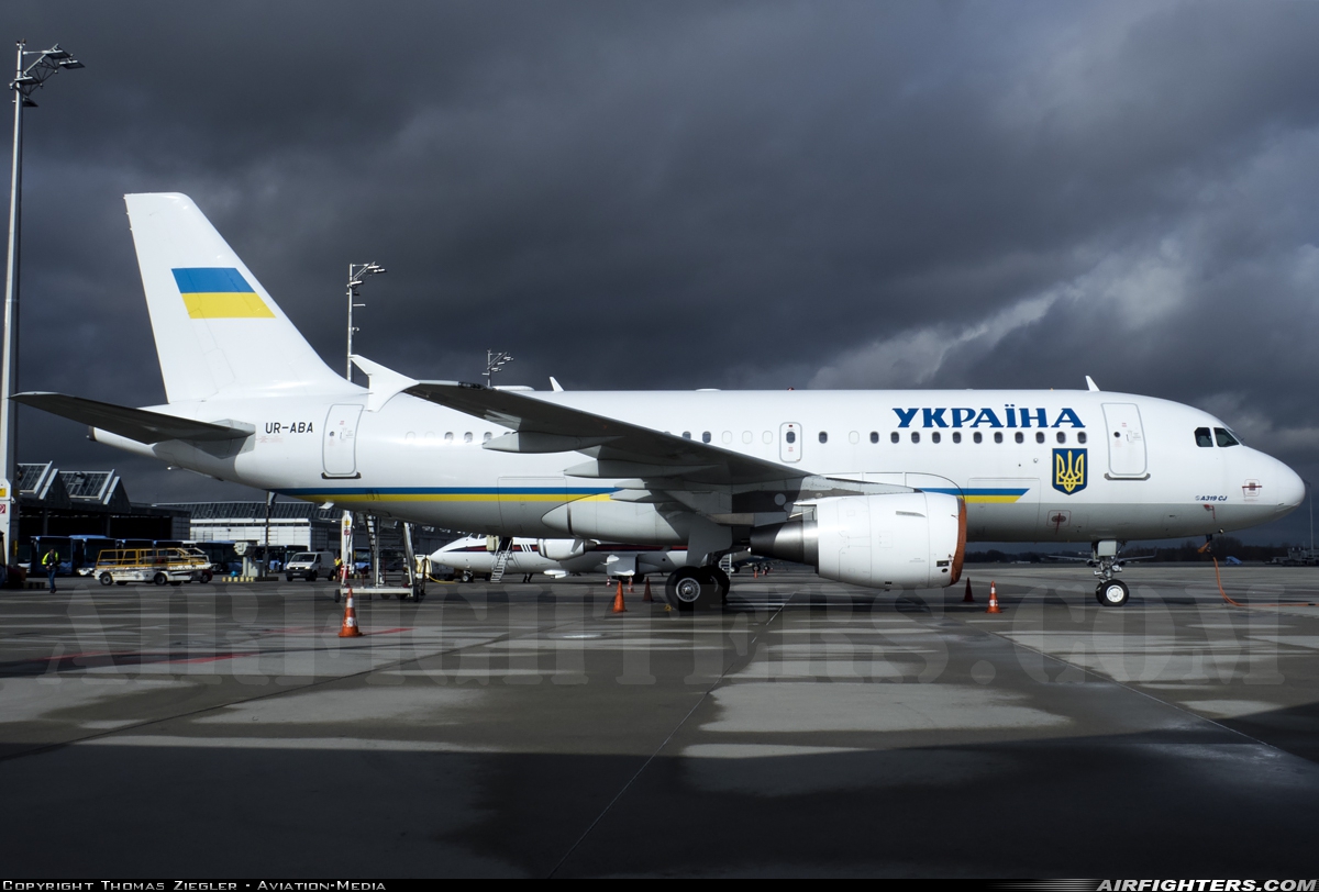 Ukraine - Government Airbus A319-115 CJ UR-ABA at Munich (- Franz Josef Strauss) (MUC / EDDM), Germany