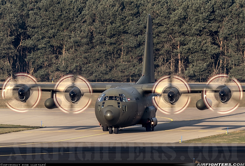 Austria - Air Force Lockheed C-130K Hercules (L-382) 8T-CC at Eindhoven (- Welschap) (EIN / EHEH), Netherlands