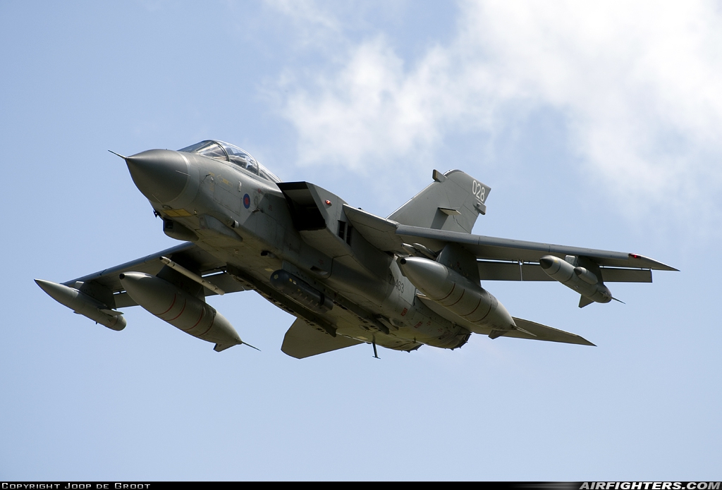 UK - Air Force Panavia Tornado GR4 ZA463 at Lossiemouth (LMO / EGQS), UK