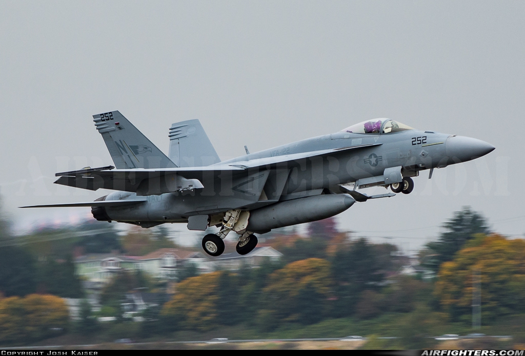 USA - Navy Boeing F/A-18E Super Hornet 168481 at Seattle - Boeing Field / King County Int. (BFI / KBFI), USA