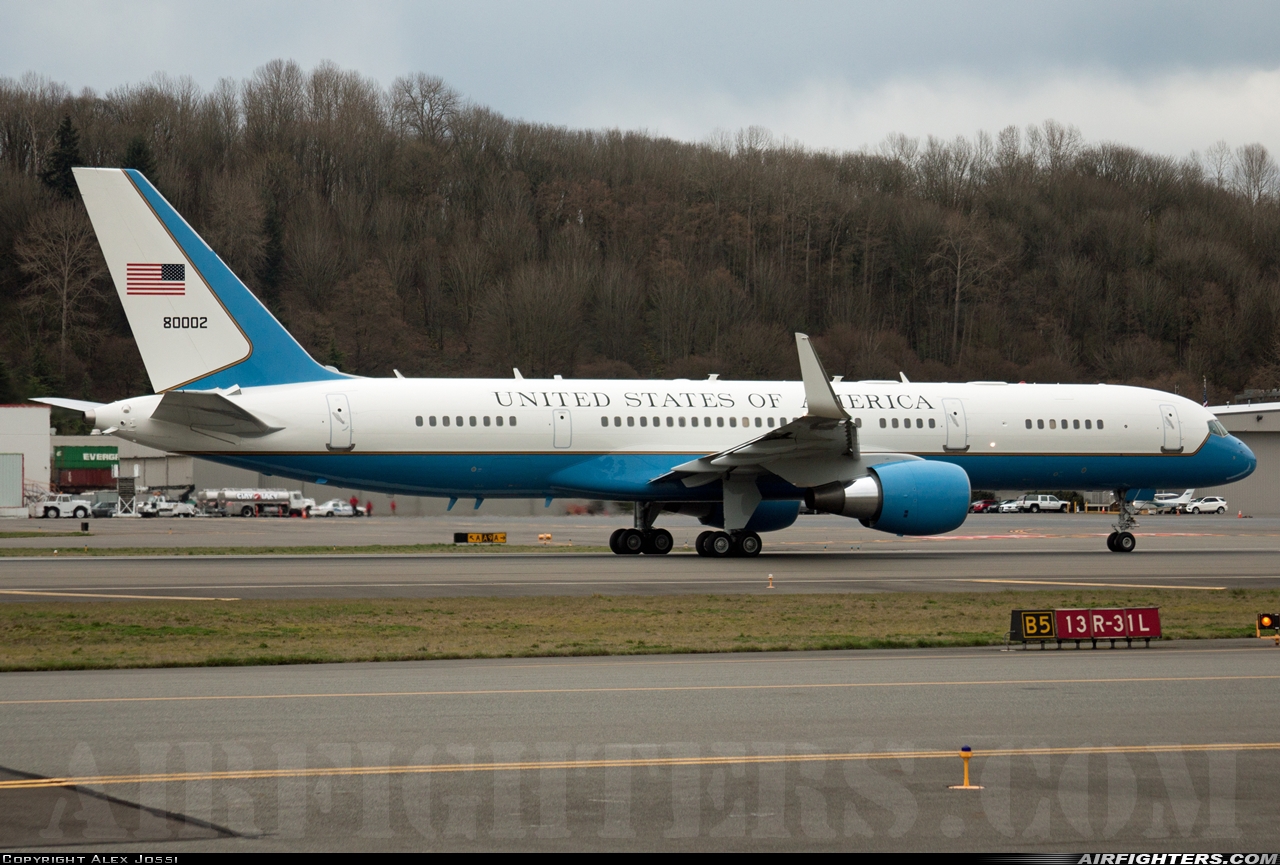 USA - Air Force Boeing C-32A 98-0002 at Seattle - Boeing Field / King County Int. (BFI / KBFI), USA