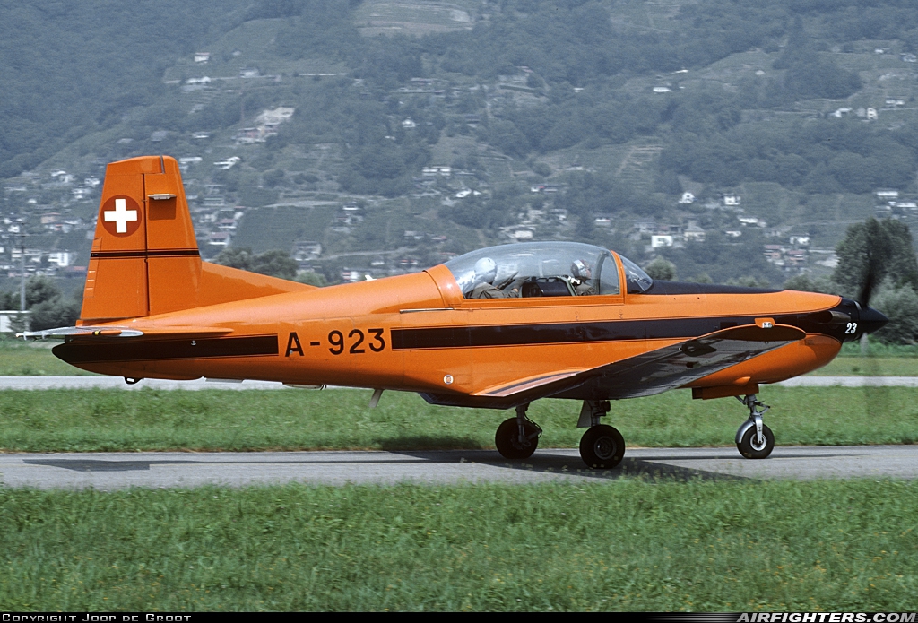 Switzerland - Air Force Pilatus PC-7 Turbo Trainer A-923 at Locarno (- Magadino) (LSZL / LSMO), Switzerland
