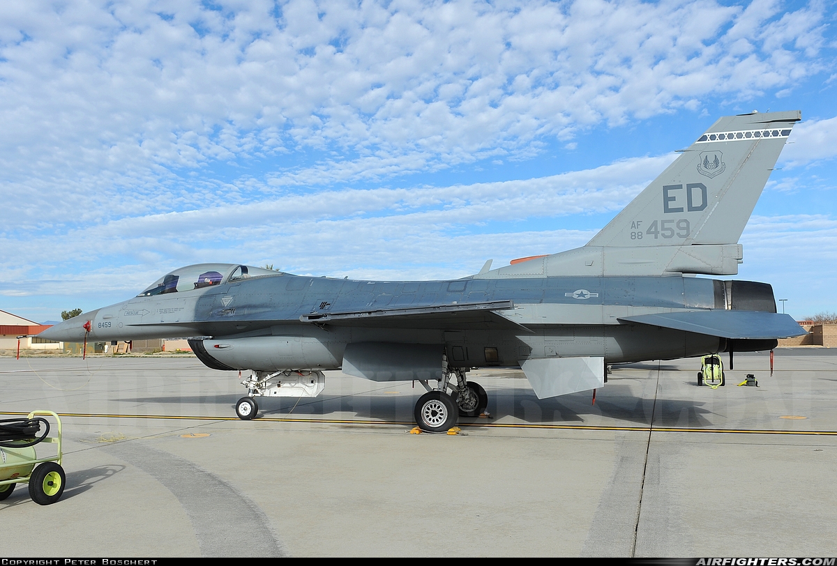 USA - Air Force General Dynamics F-16C Fighting Falcon 88-0459 at Edwards - AFB (EDW / KEDW), USA