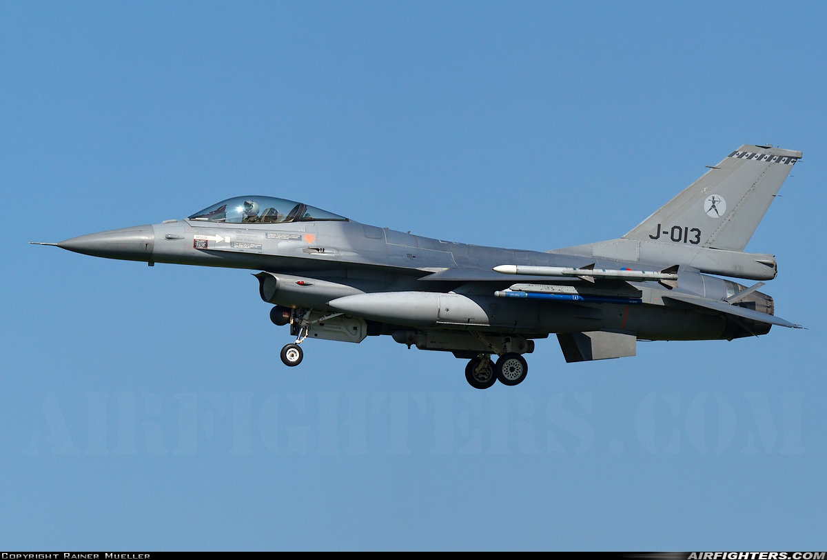 Netherlands - Air Force General Dynamics F-16AM Fighting Falcon J-013 at Leeuwarden (LWR / EHLW), Netherlands