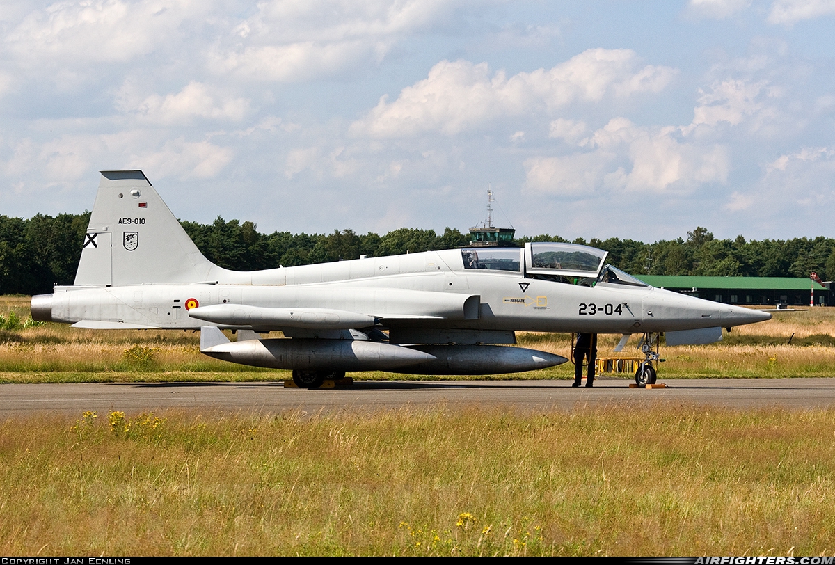 Spain - Air Force Northrop SF-5M Freedom Fighter AE.9-010 at Kleine Brogel (EBBL), Belgium