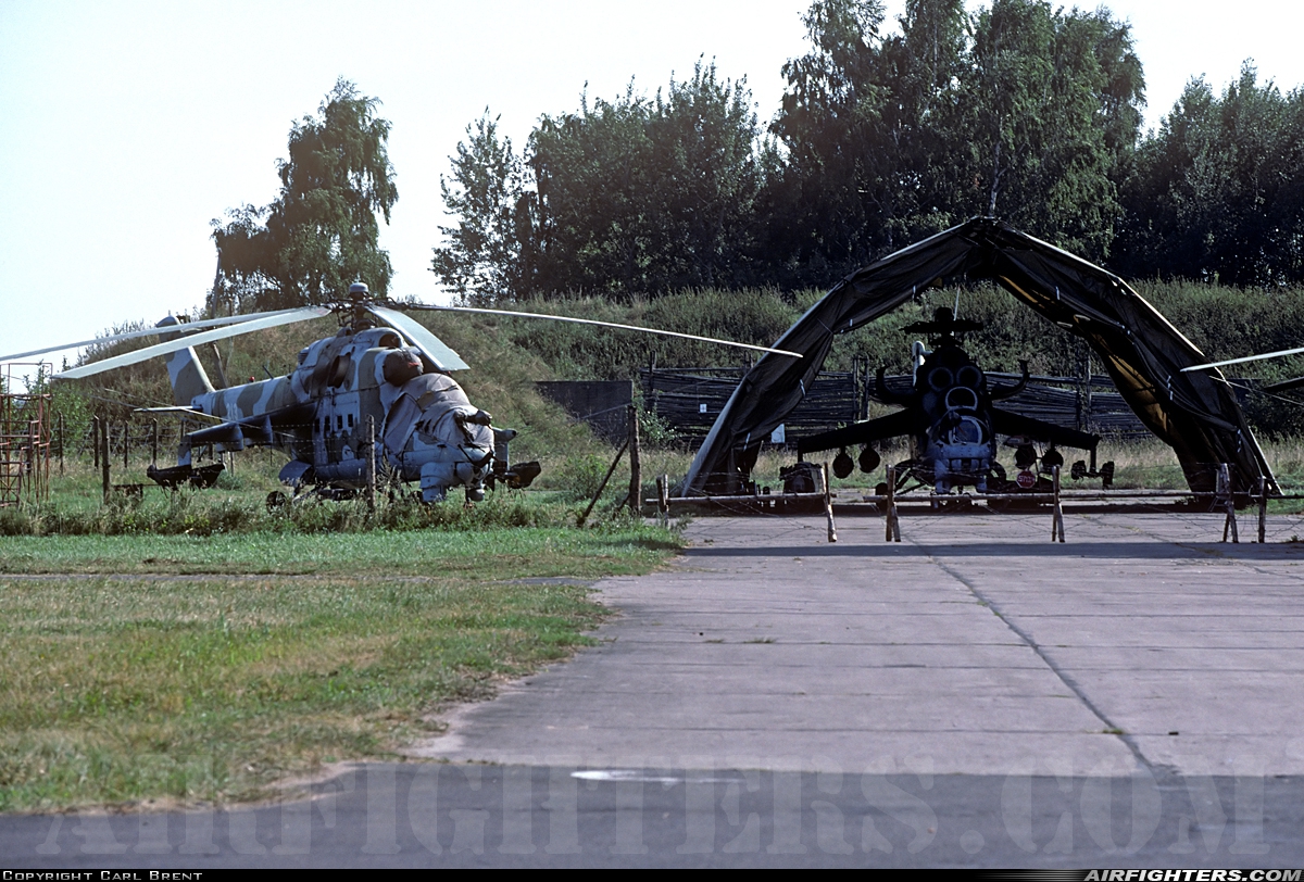Poland - Army Mil Mi-24D 213 at Pruszcz Gdanski (EPPR), Poland