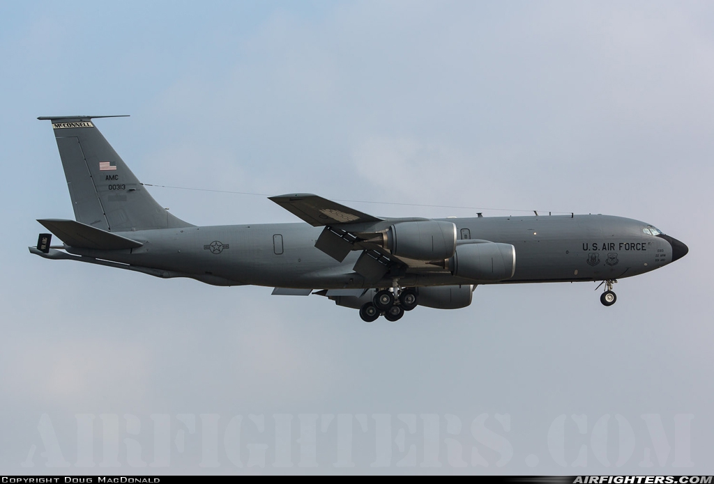 USA - Air Force Boeing KC-135R Stratotanker (717-148) 60-0313 at Mildenhall (MHZ / GXH / EGUN), UK