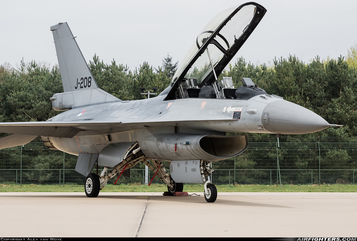 Netherlands - Air Force General Dynamics F-16BM Fighting Falcon J-208 at Uden - Volkel (UDE / EHVK), Netherlands